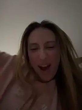 Snapshot of Eva_Ryen chatting on February 7, 2026, 2:58 pm Eva Ryen online show from February 7, 2026, 2:58 pm