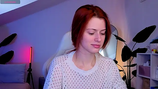 Snapshot of doll_lesli chatting on November 29, 2025, 10:04 am doll lesli online show from November 29, 2025, 10:04 am