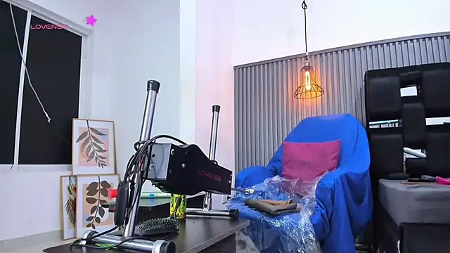 levana1 online show from September 16, 2025, 2:45 am