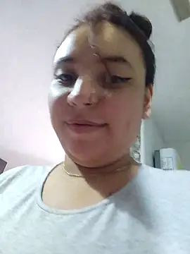 Snapshot of LizzRouse chatting on December 3, 2025, 12:59 pm LizzRouse online show from December 3, 2025, 12:59 pm