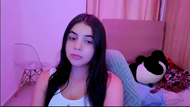  elenna online show from April 9, 2026, 7:09 pm