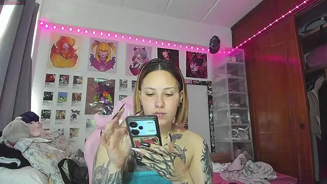 Jessie williams online show from December 22, 2025, 4:51 pm