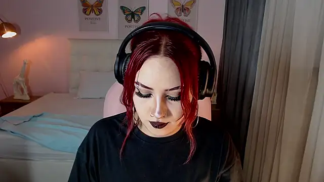 Snapshot of Jessie_williams chatting on January 4, 2025, 4:12 am Jessie williams online show from January 4, 2025, 4:12 am