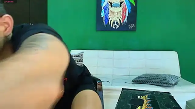 GendersonFit online show from November 1, 2025, 11:53 pm