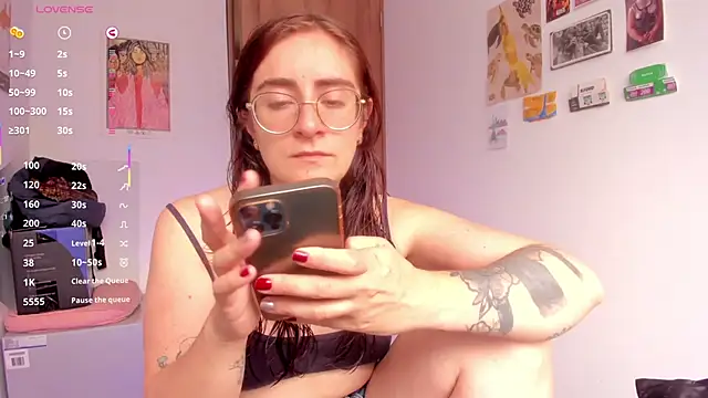 linda giggle online show from March 9, 2026, 3:59 pm