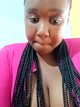 Snapshot of HotAFRICANBEAUTY chatting on March 15, 2026, 12:34 pm HotAFRICANBEAUTY online show from March 15, 2026, 12:34 pm