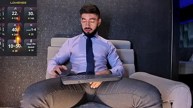 Snapshot of MarkWalker__ chatting on October 24, 2025, 9:08 am MarkWalker online show from October 24, 2025, 9:08 am