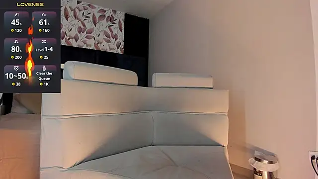 Snapshot of MarkWalker__ chatting on December 14, 2025, 9:59 am MarkWalker online show from December 14, 2025, 9:59 am