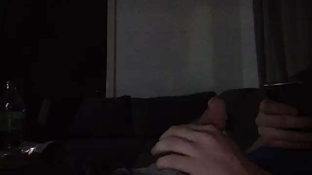 Snapshot of MontanaHamburg chatting on December 22, 2024, 4:38 pm MontanaHamburg online show from December 22, 2024, 4:38 pm