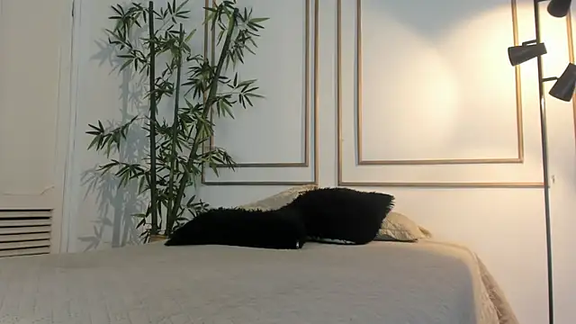 Snapshot of kristyl_paez chatting on November 12, 2025, 7:18 pm kristyl paez online show from November 12, 2025, 7:18 pm