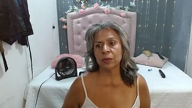 Snapshot of lalisha_96 chatting on November 5, 2025, 12:36 am lalisha 96 online show from November 5, 2025, 12:36 am