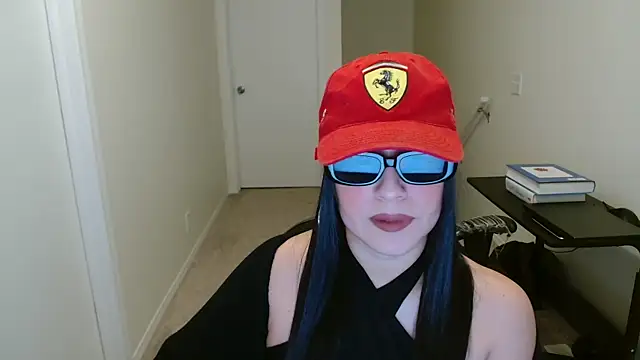 Snapshot of Sassy_Latina chatting on November 30, 2025, 4:46 am Sassy Latina online show from November 30, 2025, 4:46 am