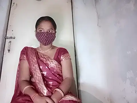 Snapshot of YUKTAPOWER chatting on February 16, 2025, 12:19 am YUKTAPOWER online show from February 16, 2025, 12:19 am