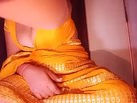 Snapshot of YUKTAPOWER chatting on March 8, 2025, 8:22 am YUKTAPOWER online show from March 8, 2025, 8:22 am