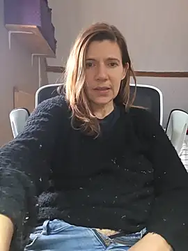 Snapshot of Lina_lou4 chatting on February 5, 2026, 3:41 pm Lina lou4 online show from February 5, 2026, 3:41 pm