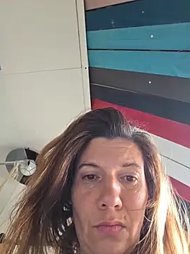 Lina lou4 online show from April 10, 2026, 2:46 pm