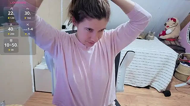 Snapshot of Lina_lou4 chatting on November 6, 2025, 4:33 pm Lina lou4 online show from November 6, 2025, 4:33 pm