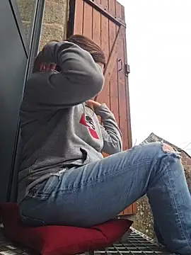 Snapshot of Lina_lou4 chatting on January 14, 2026, 1:37 pm Lina lou4 online show from January 14, 2026, 1:37 pm