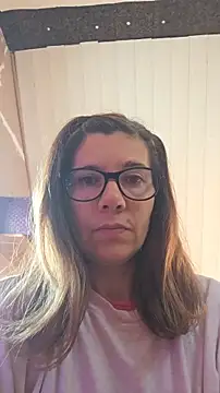 Snapshot of Lina_lou4 chatting on December 18, 2025, 8:41 am Lina lou4 online show from December 18, 2025, 8:41 am