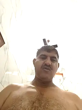 Snapshot of Amandev7 chatting on May 10, 2026, 5:22 am Amandev7 online show from May 10, 2026, 5:22 am