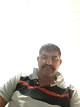 Snapshot of Amandev7 chatting on October 20, 2025, 4:36 am Amandev7 online show from October 20, 2025, 4:36 am