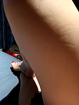 Snapshot of monyhoy chatting on March 13, 2025, 2:01 pm monyhoy online show from March 13, 2025, 2:01 pm