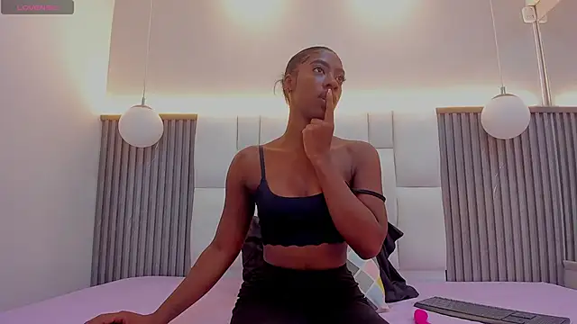 tyra jackson online show from September 25, 2025, 11:49 am