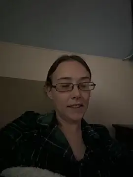 Dakota 02 online show from April 1, 2026, 11:01 pm