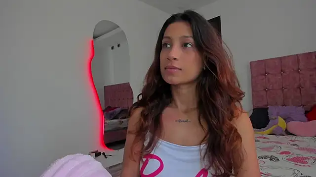 cora 22 online show from April 22, 2026, 12:23 pm