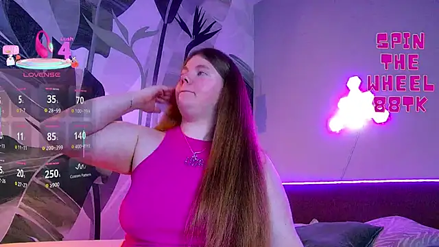 Snapshot of RubyValen chatting on November 17, 2025, 1:20 am RubyValen online show from November 17, 2025, 1:20 am