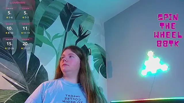 Snapshot of RubyValen chatting on November 20, 2025, 1:17 am RubyValen online show from November 20, 2025, 1:17 am