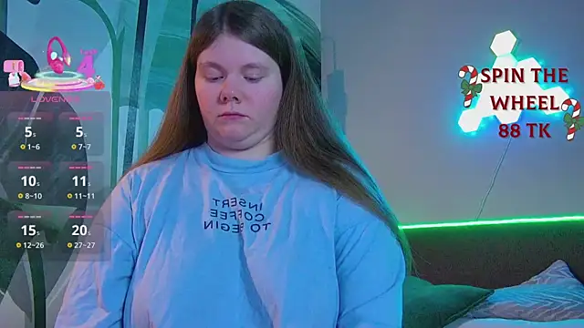 Snapshot of RubyValen chatting on December 18, 2025, 1:44 am RubyValen online show from December 18, 2025, 1:44 am