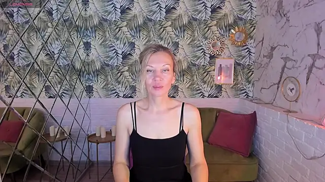 Snapshot of NancyGrace chatting on October 25, 2025, 5:06 am NancyGrace online show from October 25, 2025, 5:06 am