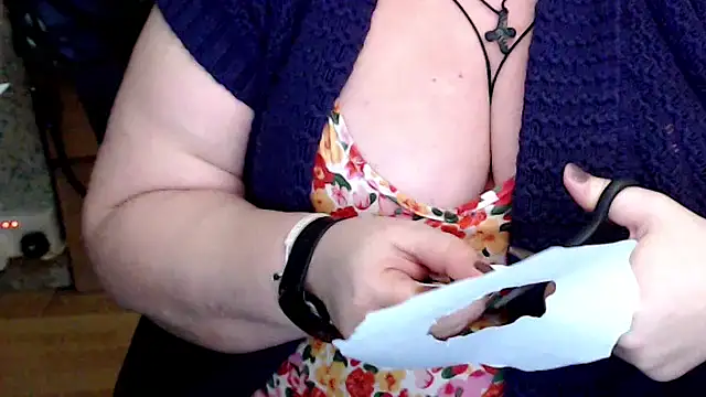 Snapshot of mayasmith chatting on November 15, 2025, 9:30 pm mayasmith online show from November 15, 2025, 9:30 pm