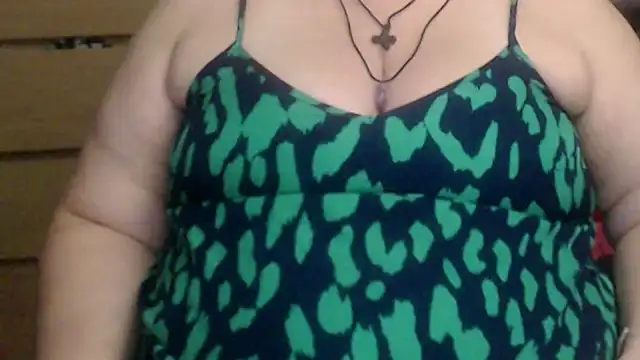 Snapshot of mayasmith chatting on October 26, 2025, 8:26 am mayasmith online show from October 26, 2025, 8:26 am