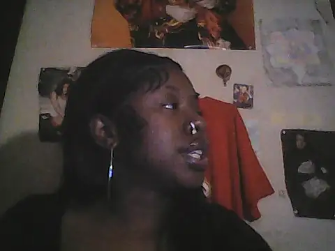 Snapshot of TinyBlazian901 chatting on March 21, 2025, 9:34 am TinyBlazian901 online show from March 21, 2025, 9:34 am