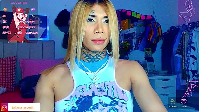 caroline cossei online show from March 11, 2026, 12:26 am