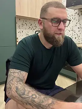 Snapshot of Bear_bear_ chatting on February 25, 2025, 9:04 pm Bear bear online show from February 25, 2025, 9:04 pm