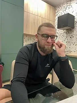 Snapshot of Bear_bear_ chatting on February 24, 2025, 4:26 pm Bear bear online show from February 24, 2025, 4:26 pm