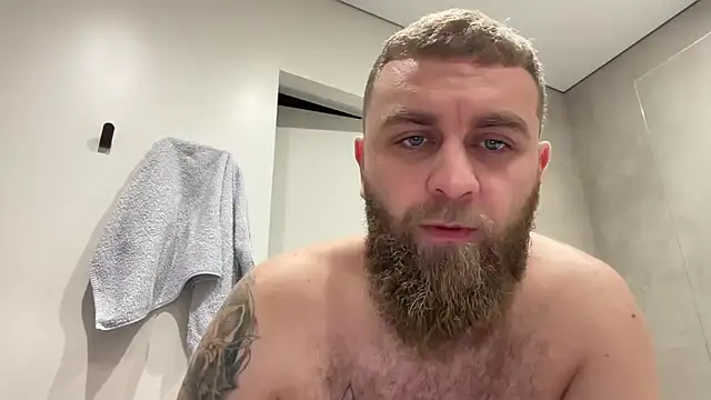 Snapshot of Bear_bear_ chatting on November 8, 2025, 9:24 am Bear bear online show from November 8, 2025, 9:24 am