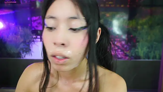 miss  maria online show from March 11, 2025, 9:04 pm