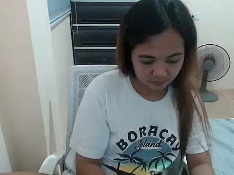 xTheLastVIRGINx online show from February 25, 2026, 1:00 pm