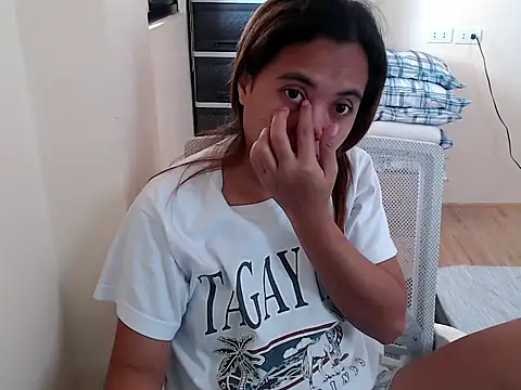 xTheLastVIRGINx online show from February 5, 2026, 5:36 am