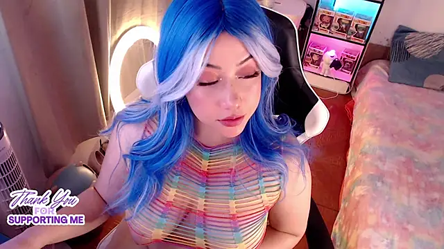 Snapshot of Emmy_Ruiz chatting on October 5, 2025, 9:38 pm Emmy Ruiz online show from October 5, 2025, 9:38 pm