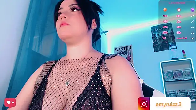 Snapshot of Emmy_Ruiz chatting on December 15, 2024, 10:37 pm Emmy Ruiz online show from December 15, 2024, 10:37 pm