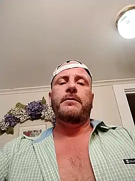 ShaneJames11 online show from April 30, 2026, 5:36 am