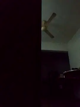 Snapshot of hughug123456 chatting on October 11, 2025, 10:44 pm hughug123456 online show from October 11, 2025, 10:44 pm