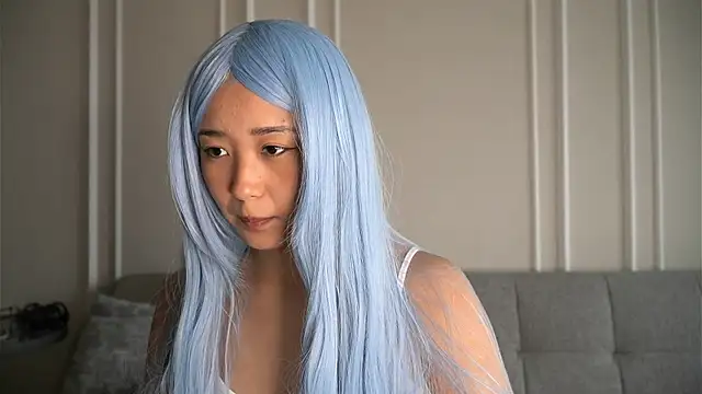 julias tapes online show from November 15, 2025, 10:08 am