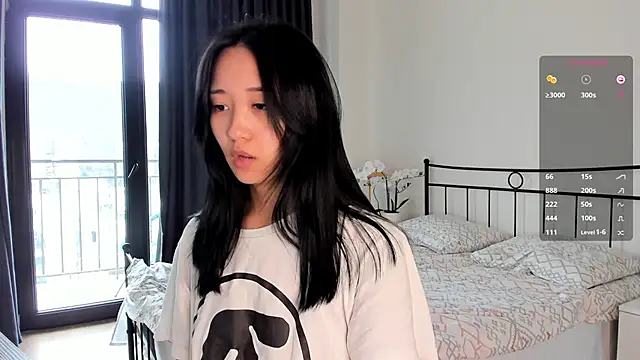 julias tapes online show from March 20, 2025, 7:25 am