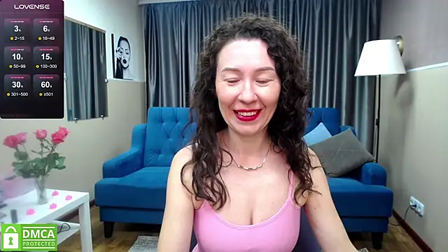 Snapshot of MyrtleGirl_5 chatting on February 14, 2025, 9:32 pm MyrtleGirl 5 online show from February 14, 2025, 9:32 pm